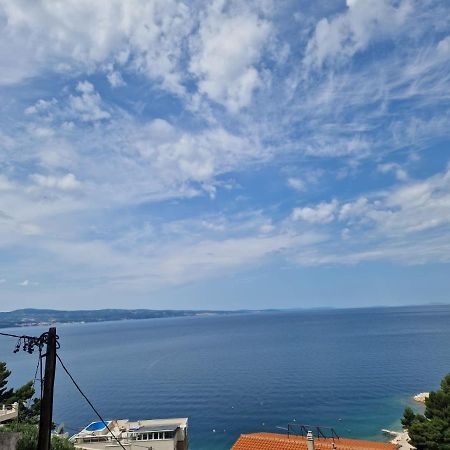 Апартаменты Amazing Sea View Омиш Экстерьер фото