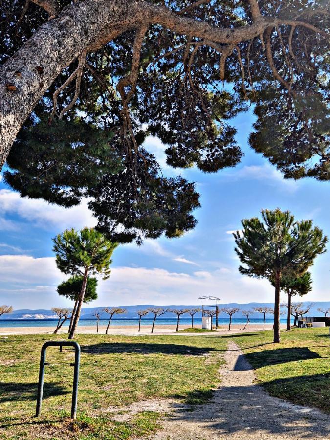 Апартаменты Amazing Sea View Омиш Экстерьер фото