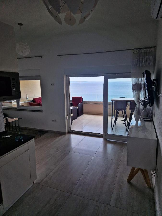 Апартаменты Amazing Sea View Омиш Экстерьер фото