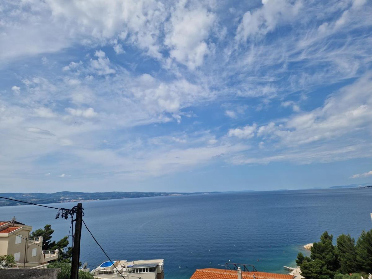 Апартаменты Amazing Sea View Омиш Экстерьер фото